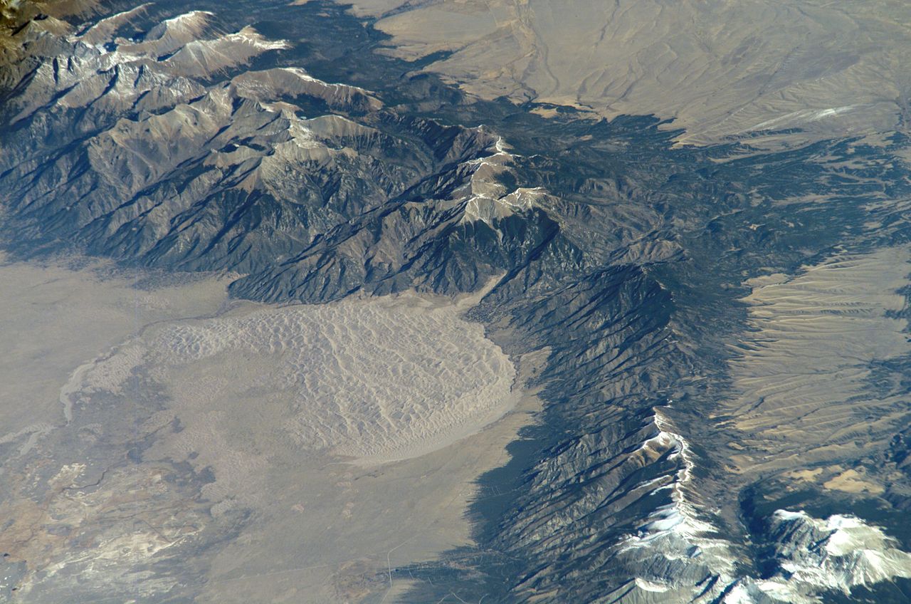 Great Sand Dunes National Park with the Sangre de Cristo mountains behind